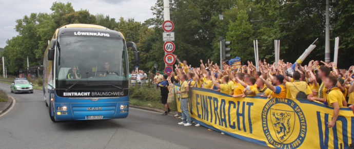 1. Runde DFB-Pokal Eintracht Braunschweig – Würzburger Kickers